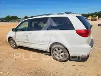2004 Toyota SIENNA фото