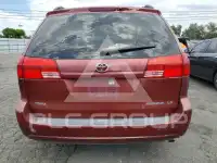 2004 Toyota SIENNA photo