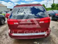 2004 Toyota SIENNA фото