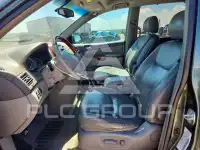 2004 Toyota SIENNA photo