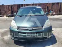 2004 Toyota SIENNA фото