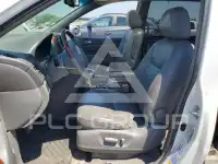 2004 Toyota SIENNA photo