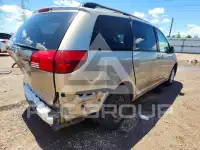 2004 Toyota SIENNA фото