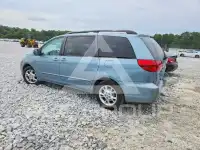 2004 Toyota SIENNA photo