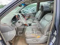 2004 Toyota SIENNA photo