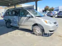 2004 Toyota SIENNA фото