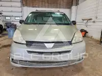 2004 Toyota SIENNA фото