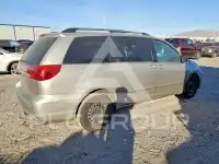 2004 Toyota SIENNA фото