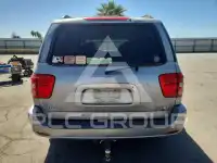 2004 Toyota SEQUOIA photo