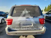 2004 Toyota SEQUOIA фото