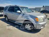 2004 Toyota SEQUOIA photo