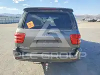 2004 Toyota SEQUOIA фото