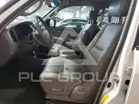 2004 Toyota SEQUOIA photo