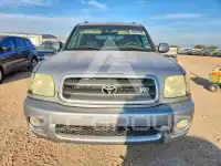 2004 Toyota SEQUOIA фото
