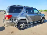 2004 Toyota SEQUOIA photo