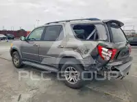 2004 Toyota SEQUOIA фото