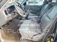 2004 Toyota SEQUOIA фото