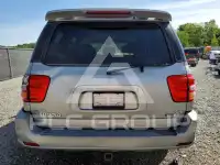 2004 Toyota SEQUOIA фото