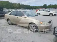 2004 Toyota CAMRY photo