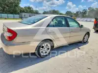 2004 Toyota CAMRY photo
