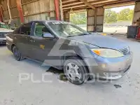 2004 Toyota CAMRY фото
