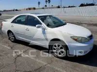 2004 Toyota CAMRY фото
