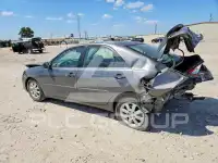 2004 Toyota CAMRY photo
