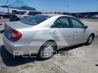 2004 Toyota CAMRY фото