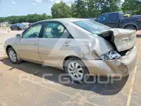 2004 Toyota CAMRY photo