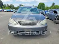 2004 Toyota CAMRY фото