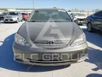 2004 Toyota CAMRY photo