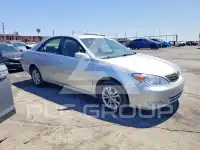 2004 Toyota CAMRY фото