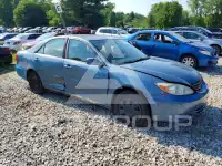 2004 Toyota CAMRY фото