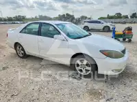 2004 Toyota CAMRY фото