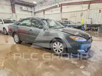 2004 Toyota CAMRY фото
