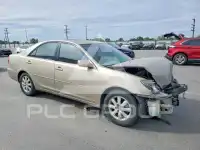 2004 Toyota CAMRY фото