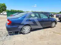 2004 Toyota CAMRY фото