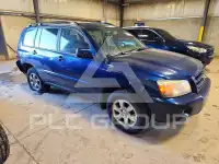 2004 Toyota Highlander photo