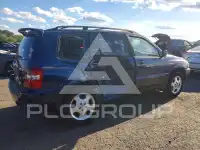 2004 Toyota Highlander photo
