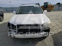 2004 Toyota Highlander photo
