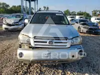2004 Toyota Highlander фото