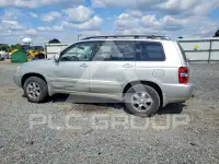 2004 Toyota Highlander photo