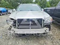 2004 Toyota Highlander photo