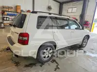 2004 Toyota Highlander photo