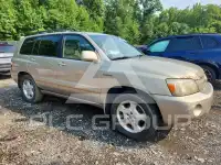 2004 Toyota Highlander photo