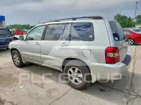 2004 Toyota Highlander photo