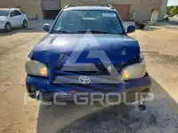 2004 Toyota Highlander photo
