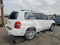 2004 Toyota Highlander фото