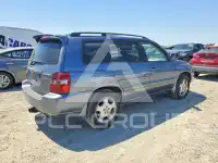 2004 Toyota Highlander photo