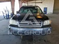 2004 Toyota Highlander photo